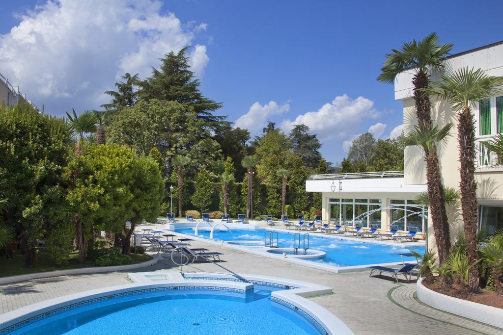 Hotel Due Torri Абано-Терме Екстер'єр фото
