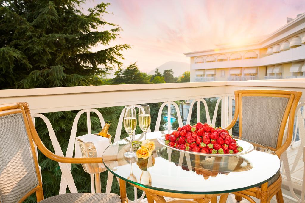 Hotel Due Torri Абано-Терме Екстер'єр фото